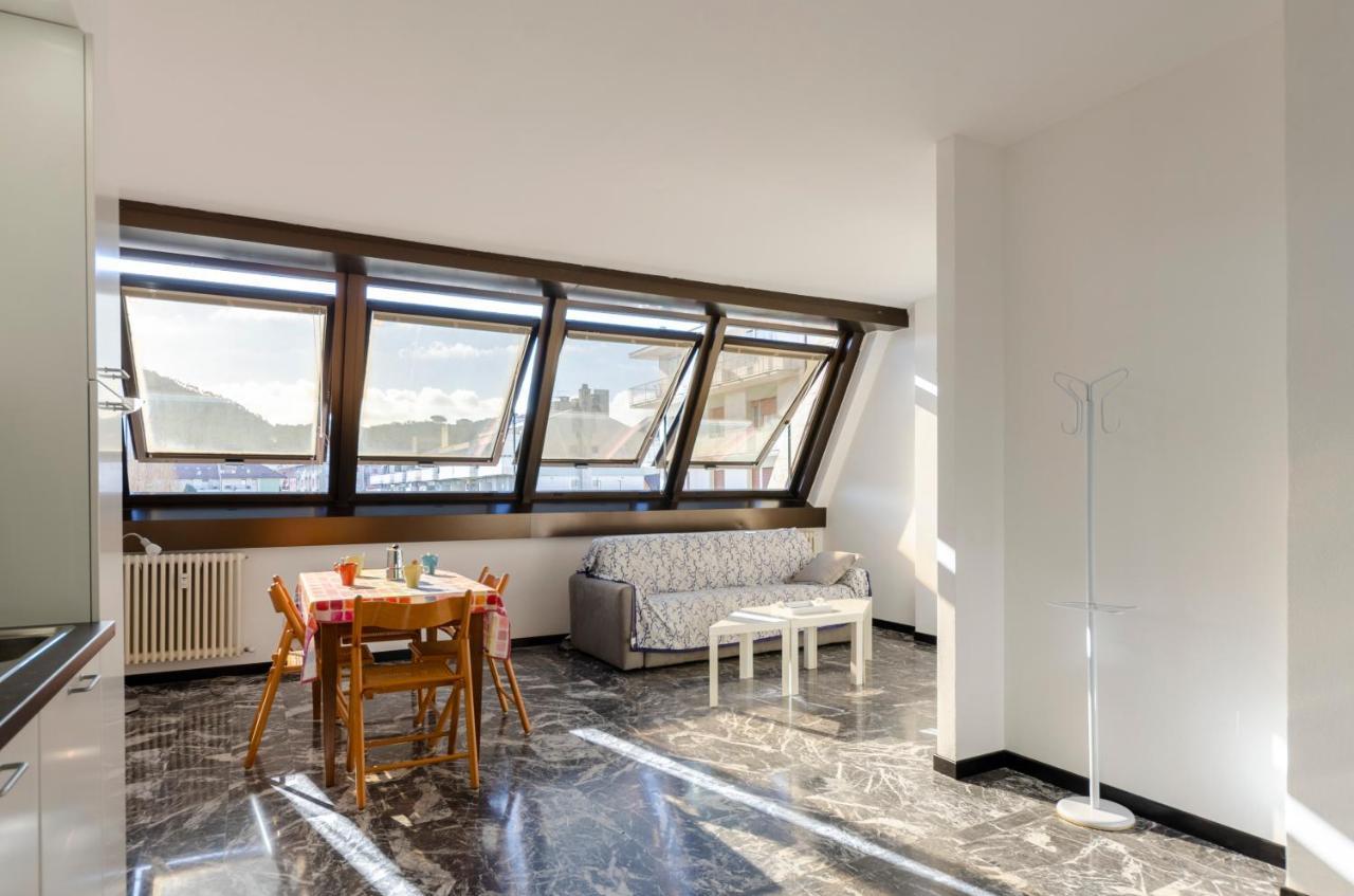 Joivy Spacious Apt For 6, Near Train Station And Beach Sestri Levante Exterior photo